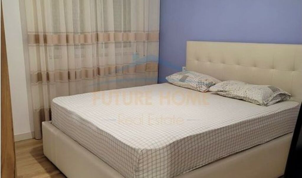 Rent, Apartment 2+1+2, 5 Maji Street, Tirana.