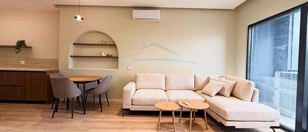 Qira, Apartament 1+1, Rruga e Barrikadave, Tiranë.