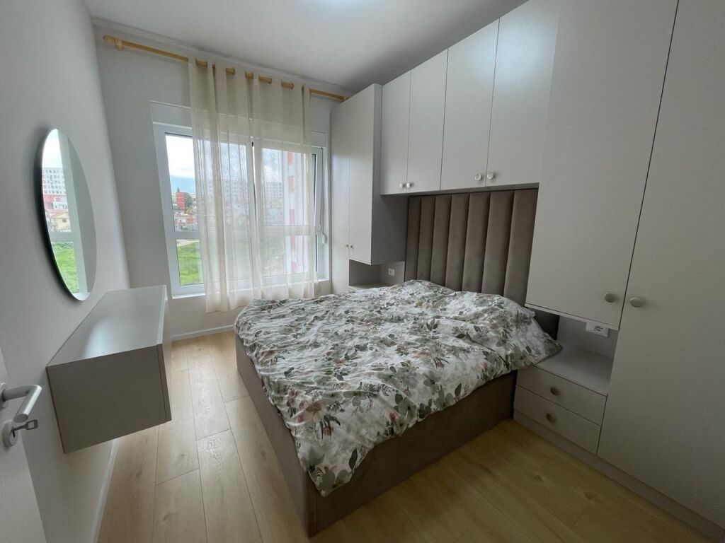 Shitet Apartament 1+1 tek Kompleksi Kadiu
