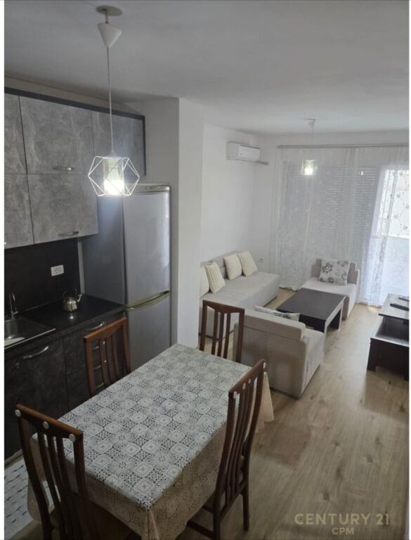 KOMPLEKSI MAGNET JAPIM EM QIRA APARTAMENT 1+1 600 € /Muaj Sip. Totale  60m2