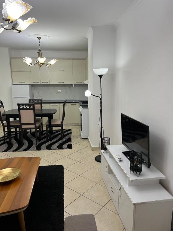 Apartment 2+1 for rent at Komuna e Parisit