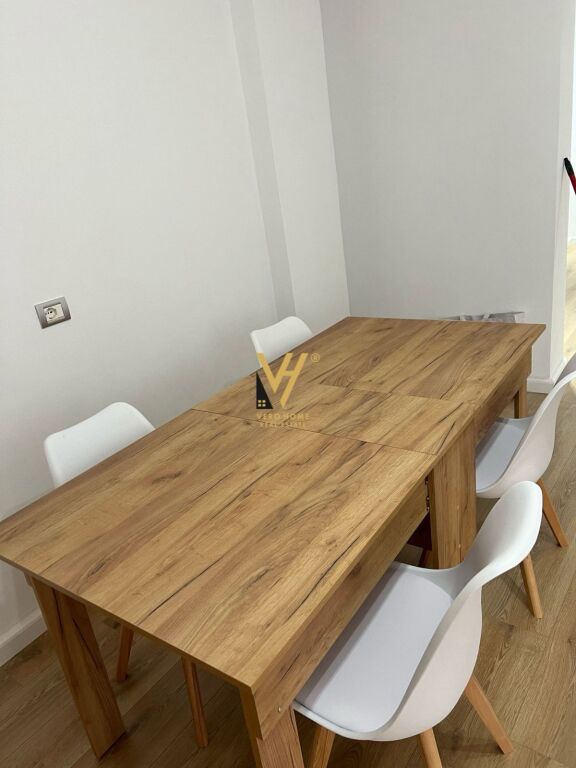 JEPET APARTAMENT 1+1 ME QERA TE MOZAIKU 490 EURO