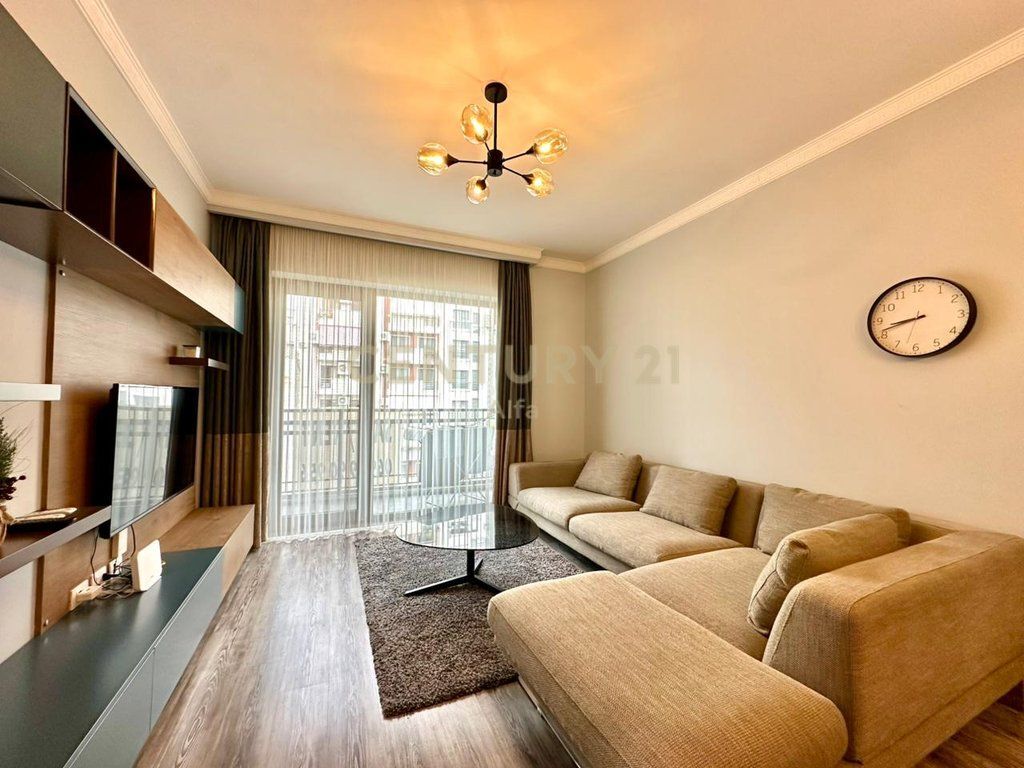 QIRA, APARTAMENT PREMIUM 1+1 TE RRUGA E KOSOVAREVE‼️ 1,000 € /Muaj Sip. Totale  76m2