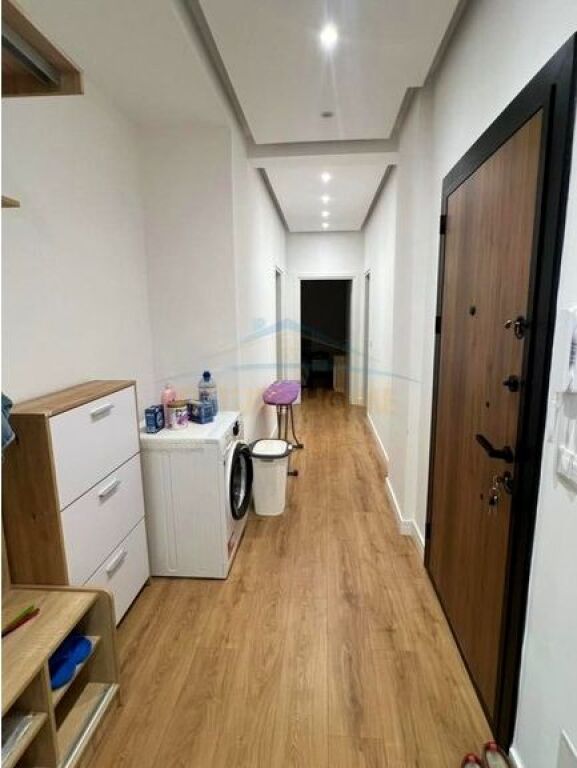 Rent, Apartment 2+1+2, 5 Maji Street, Tirana