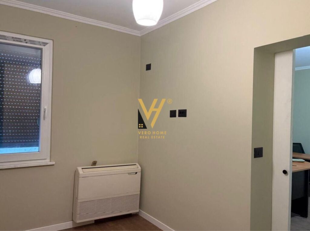 OFFICE 50 M2 FOR RENT IN BLLOKU 600 EURO