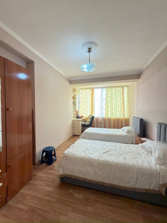 Apartament 3+1+2 per shitje ne Astir !