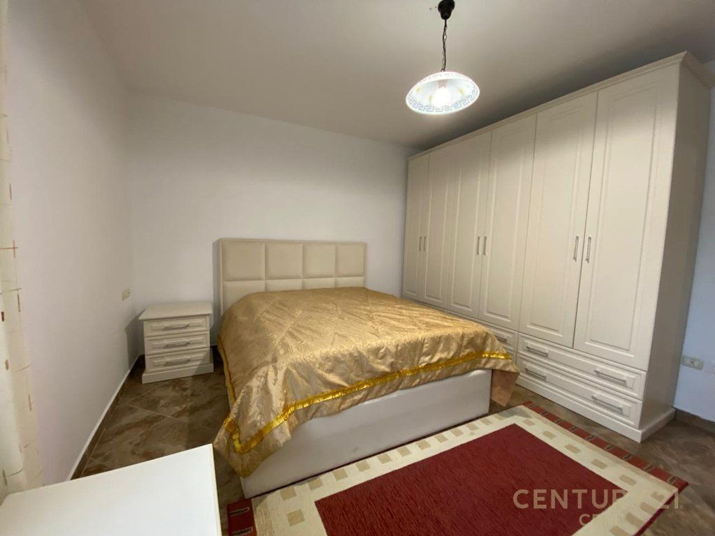 IN THE MUNICIPALITY OF PARIS WE RENT 1+1 APARTMENT