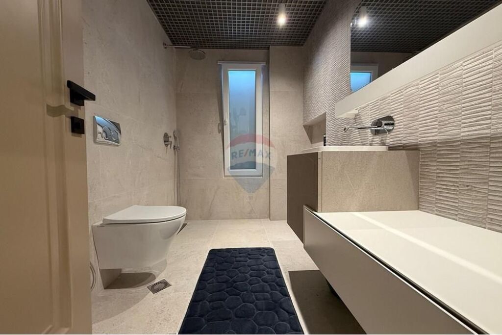 Luxury 2+1 apartment for sale on Elbasan Street near the American Embassy!