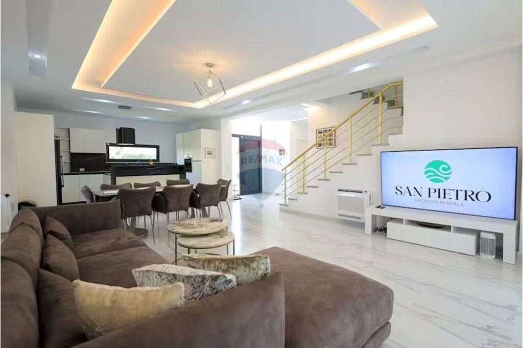 Villa con piscina a San Pietro Residence