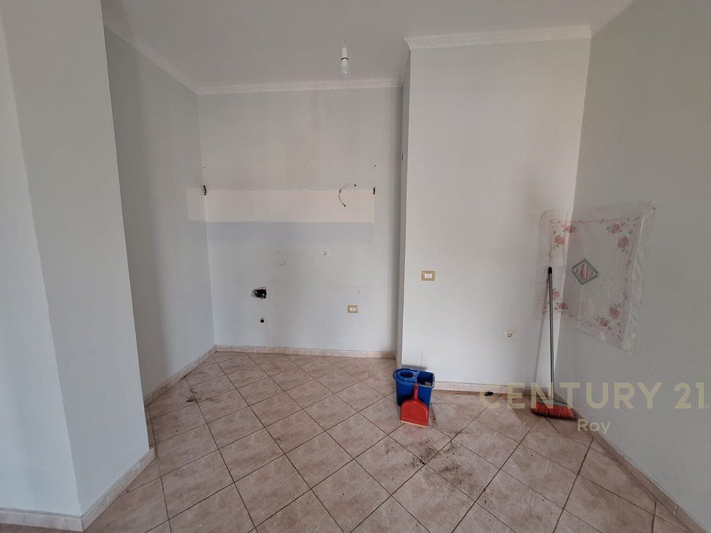 2+1 Apartment with Sea View For Sale in Shkallnur Durrës - 85,000€ | 85 m²
