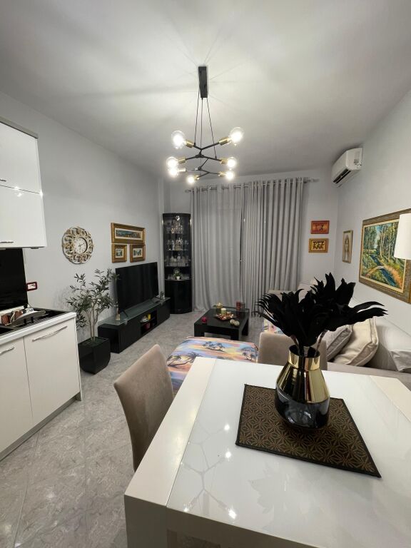 Apartament 1+1 prane Globe