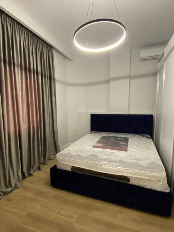 Jepet me qera apartament 1+1 tek 21 Dhjetori, pranë Fakultetit të Inxhinierisë së Ndërtimit 📍