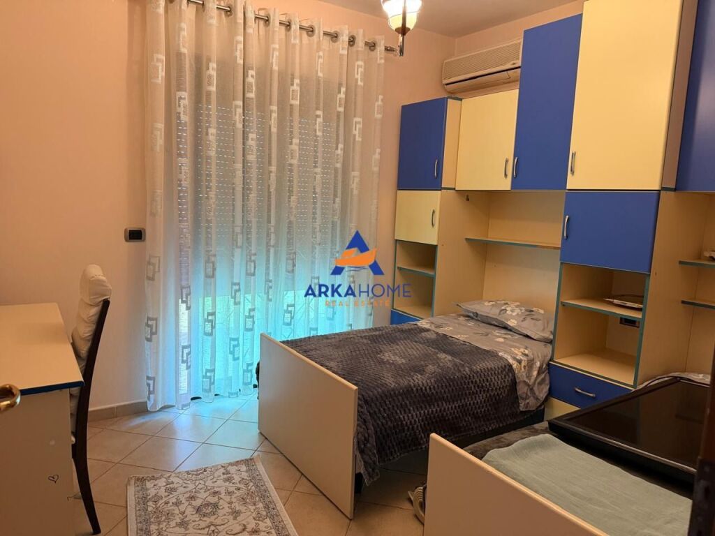 AFFITTASI APPARTAMENTO 2+1 "PRESSO L'AMBASCIATA AMERICANA" 800 EURO
