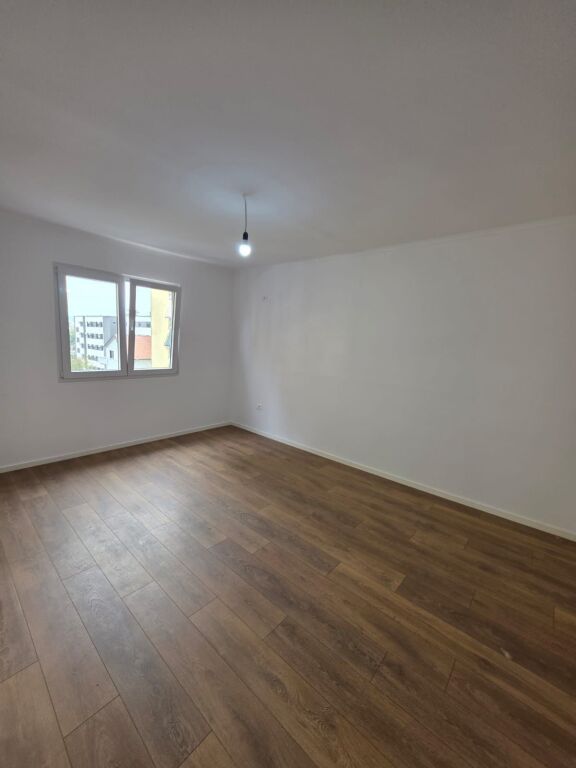 Shitet Apartament 1+1 📍Porcelan mbrapa Europianit