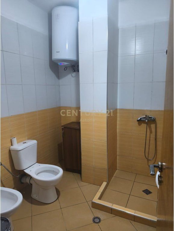 Apartament 2+1 për shitje tek 5-Maji