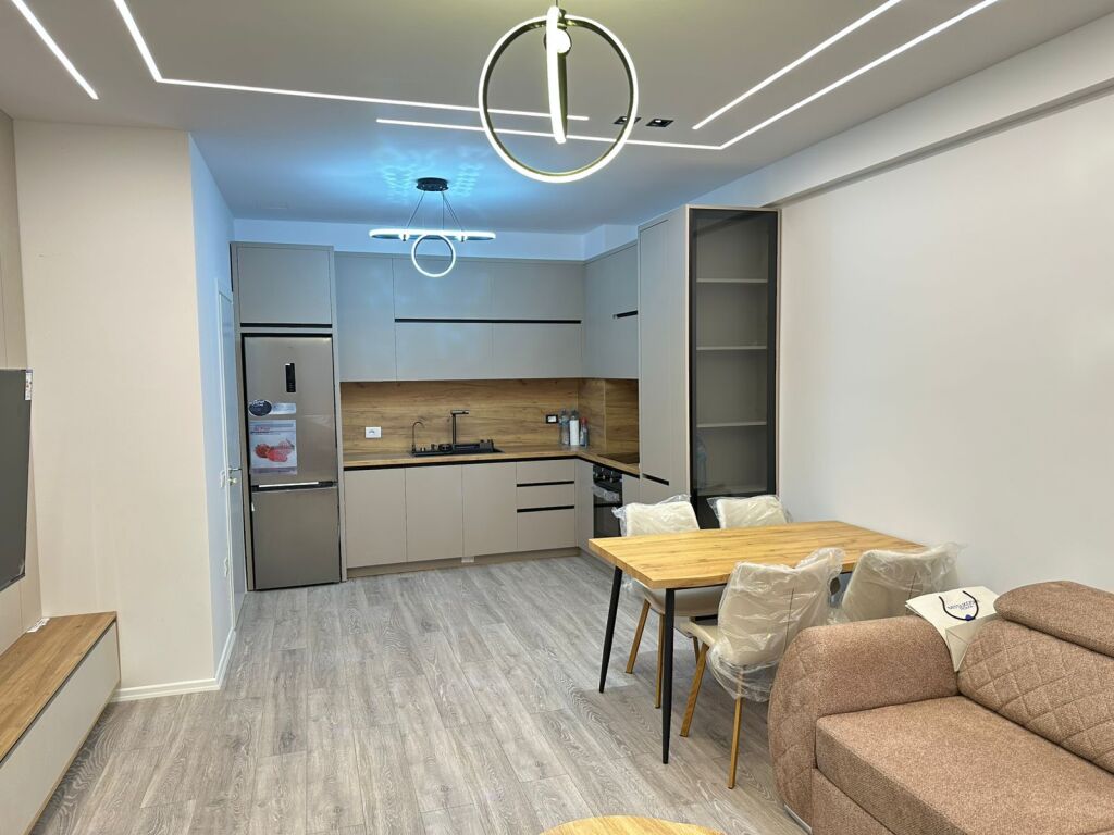 Jepet me qira apartament 1+1