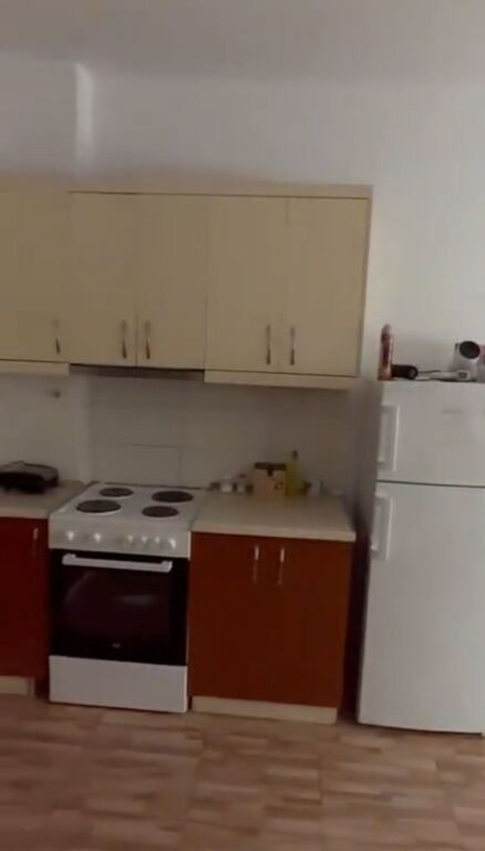 Apartament me qera 1+1
