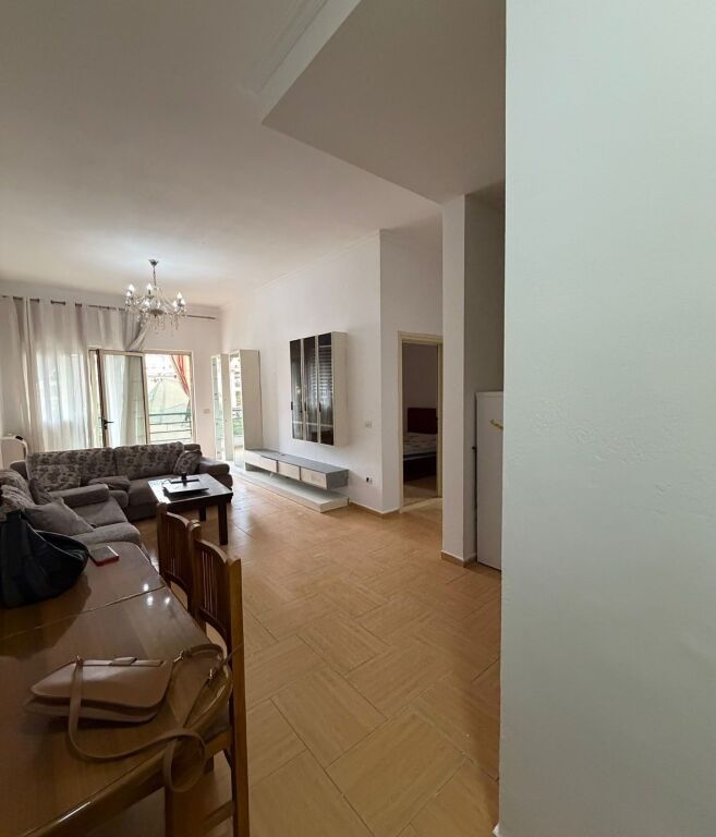 Apartment 1+1 for rent at Dy Palmat, Astir.