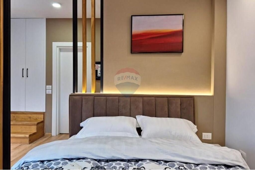 Apartament studio per qira, 21 Dhjetori