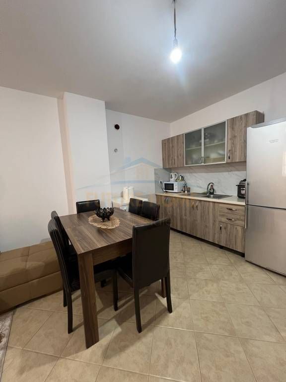 Shitet, Apartament 1+1, Unaza e Re, Tiranë