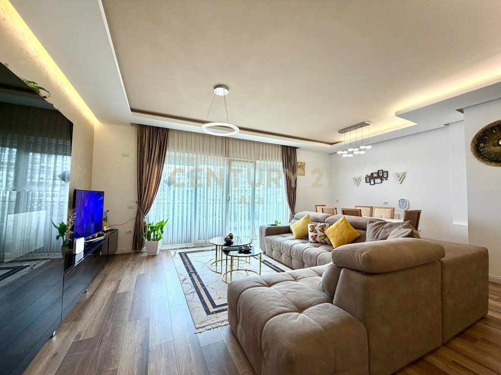 SHESIM, APARTAMENT PREMIUM 2+1+2 me POST PARKIMI, LIQENI I THATE‼️