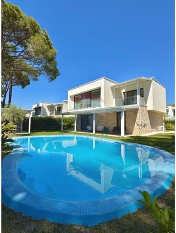 Villa con piscina a San Pietro Residence