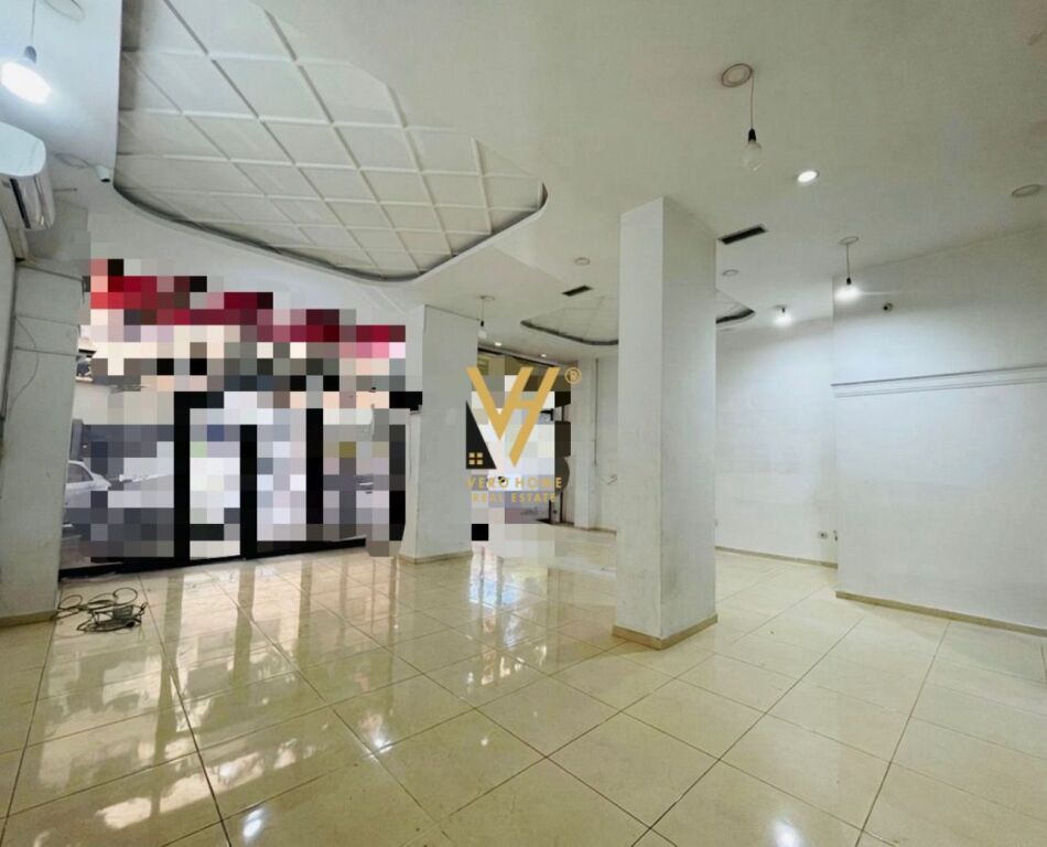 SHOP FOR RENT 100 M2 IN ASTIR 120,000 LEKE