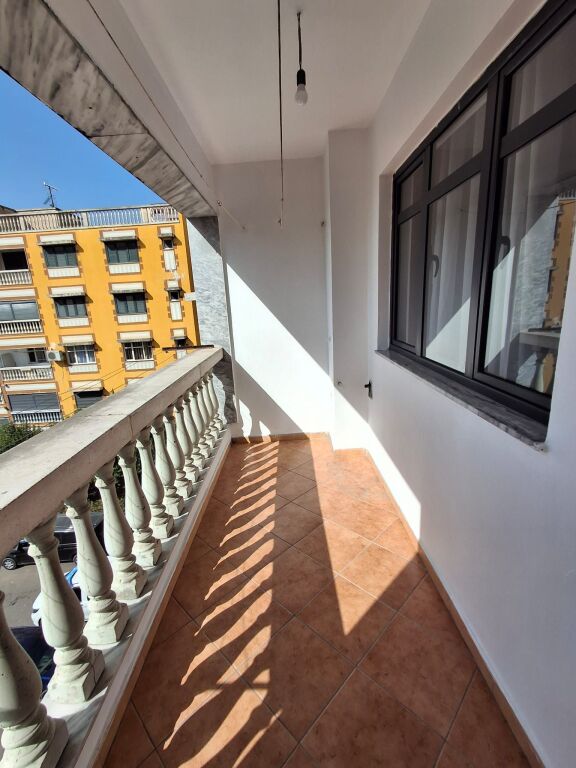 Apartament me qera 2+1