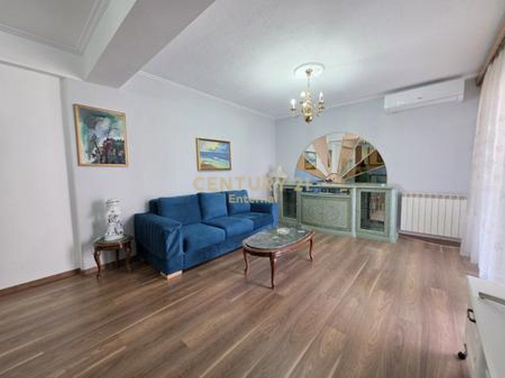 APARTMENT 2+1+2 FOR RENT IN THE FORMER BLOK