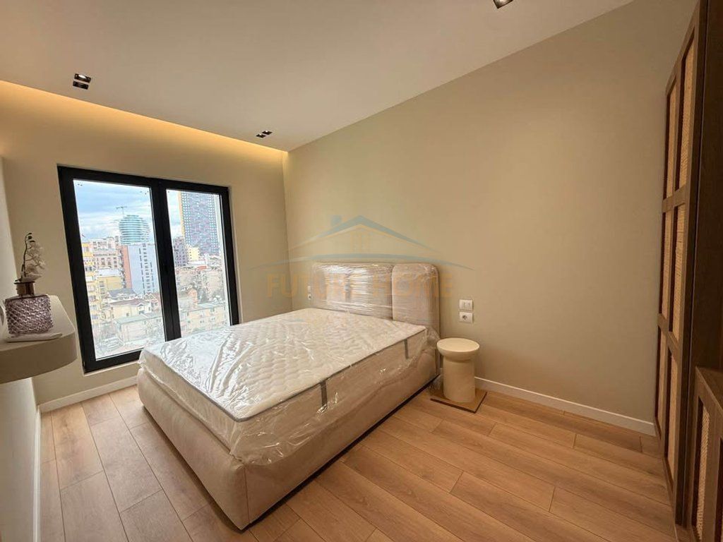 Affitto, Appartamento 1+1, Via Barrikadave, Tirana.