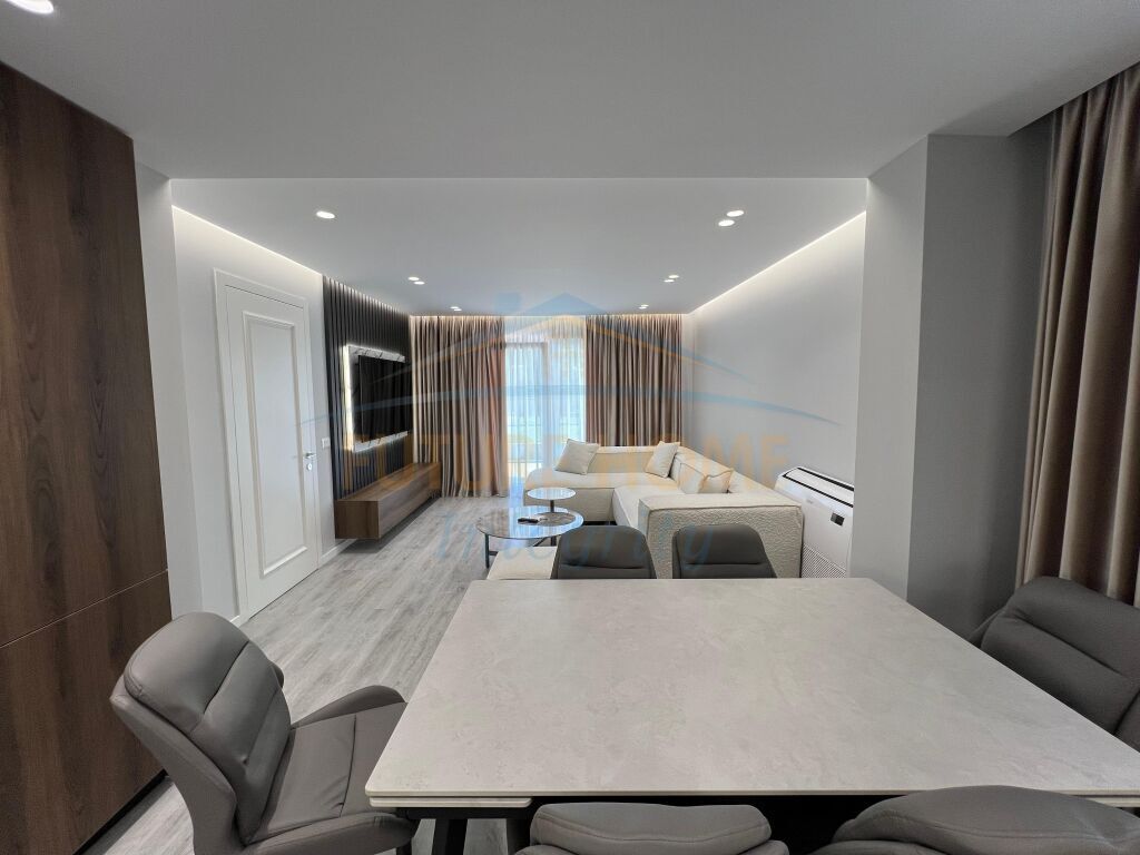 Qera, Apartament 2+1+2+Post Parkimi, Ambasada Turke, Tiranë.