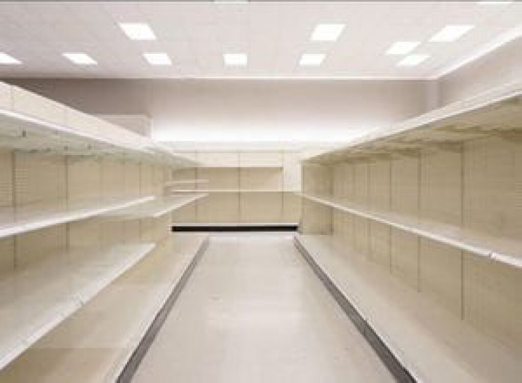 SHITET DYQAN PRANE "STADIUMIT DINAMO" 52 M2
