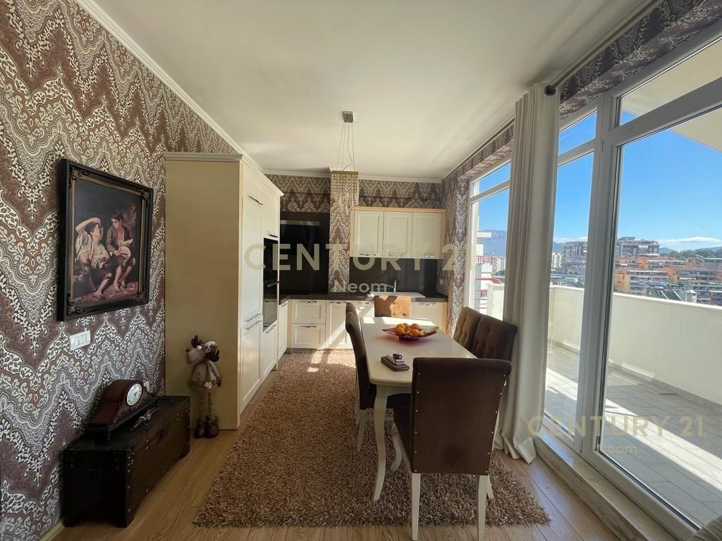 Duplex for rent at Dry Lake. 1,100 € /Month