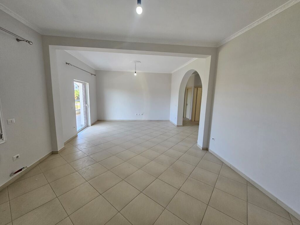 SUPER APPARTAMENTO 2+1 IN AFFITTO A ISH KËNETË DURRËS