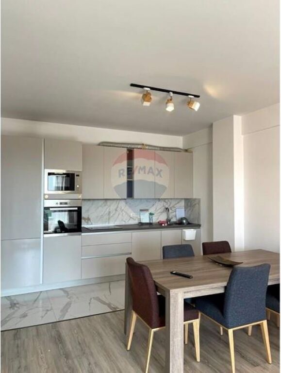 Apartment 2+1+2+Parking for rent Zogu i Zi