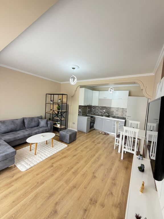 🏡 Shitet apartament 1+1 tek ish-Rajoni i Policisë, Durrës