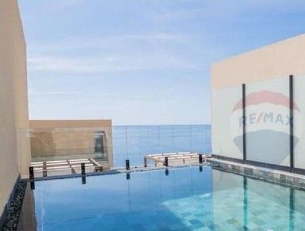 Individual villa with pool Green Coast 1  ID:530261047-230