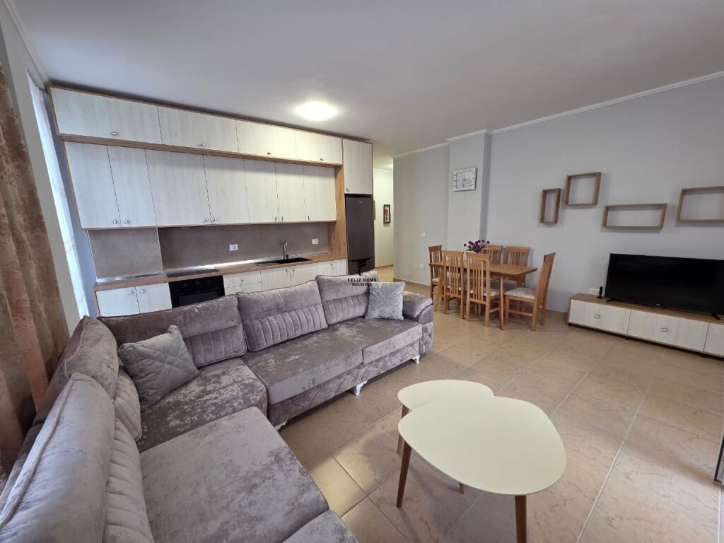 APARTAMENT ME QERA 2+1 STACIONI I TRENIT 95.000 LEKE FH-73168