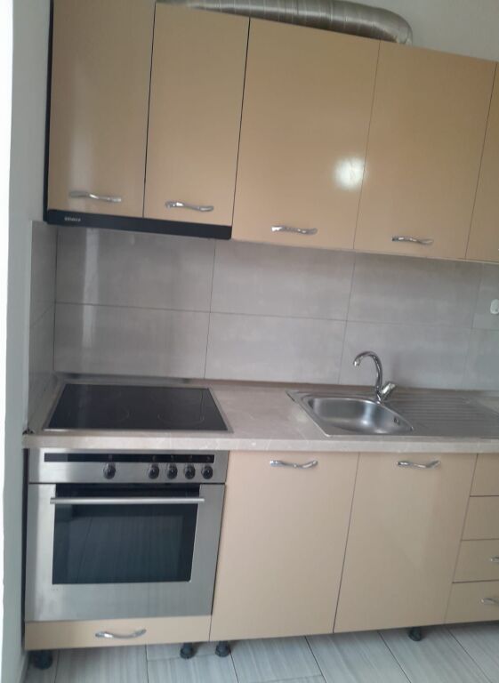 🏡 Appartamento 1+1 in Affitto Vicino alla Circonvallazione, in Via Bardhyl