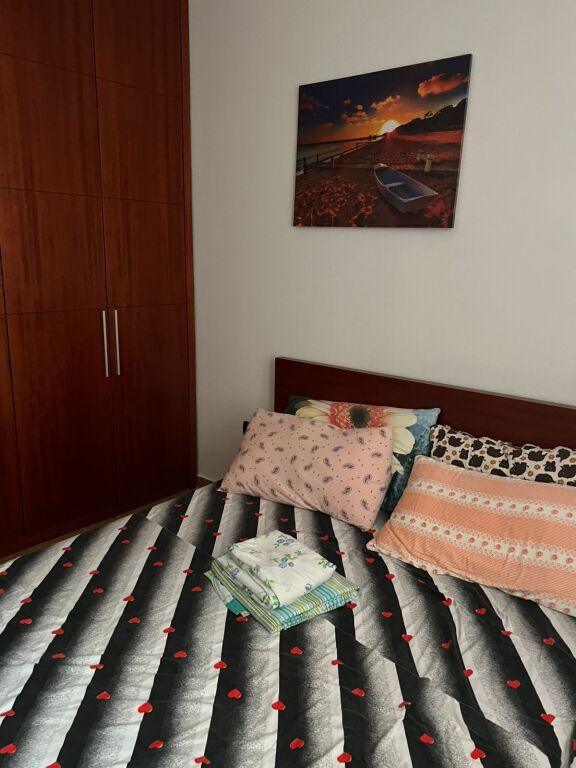 Shitet  apartament  1+1  në Shëngjin Brezi parë buzë detit  