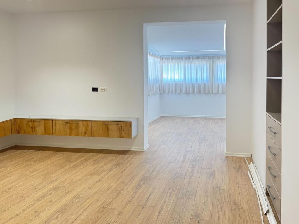 Shitet Apartament 1+1 ne Fresk/ Prane Pasticeri Melisa