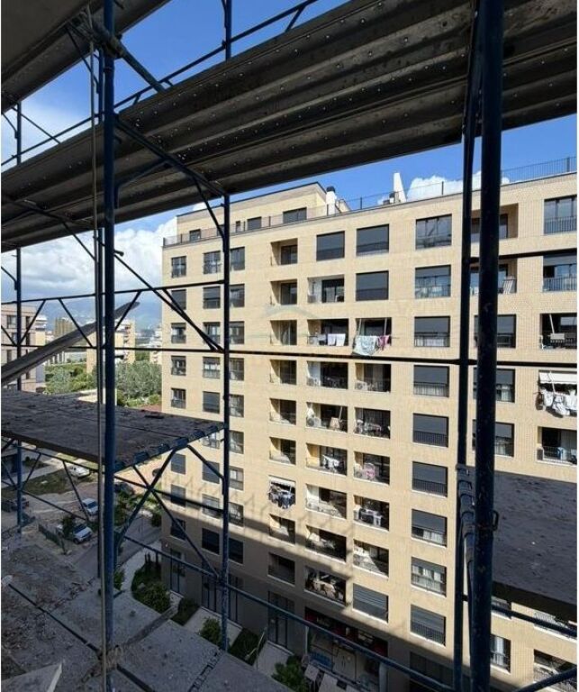 Shitet , Apartament 1+1+Post Parkimi , Ish Fusha e Aviacionit.