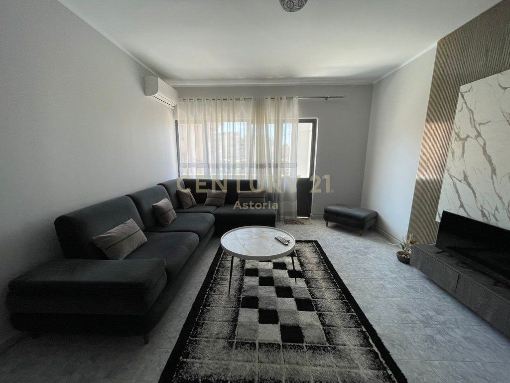 AFFITTO, APPARTAMENTO MODERNO 2+1, VASIL SHANTO 650 € /Mese