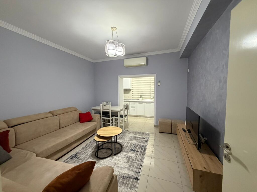 JEPET ME QERA APARTAMENT 1+1 – RRUGA BARDHYL