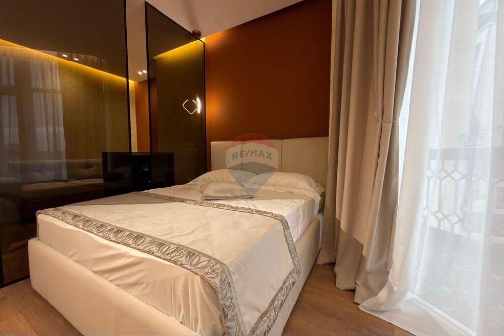 Super Studio Apartament per shitje në Qendër!