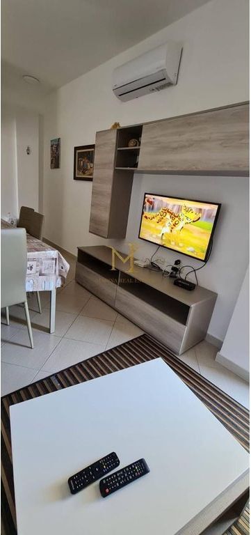 APARTMENT 2+1 LURA 2 GJIRI LALEZIT