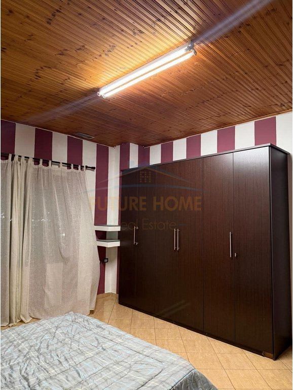 For rent, 3rd floor of a villa, Mezez