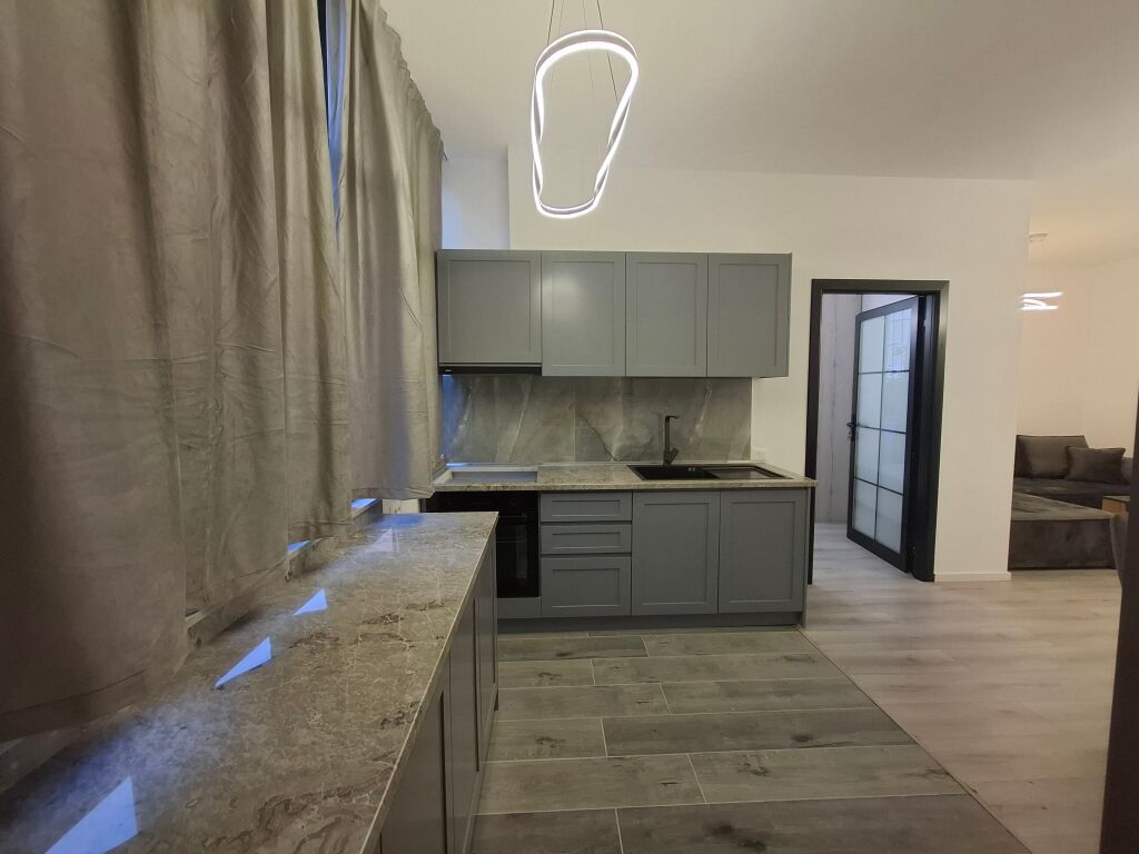 Appartamento 1+1 in Affitto 📍Centro, Dietro Ufos 600Lek/mese