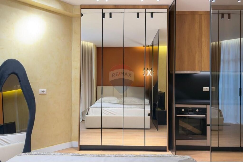 Super Studio Apartament per shitje në Qendër!