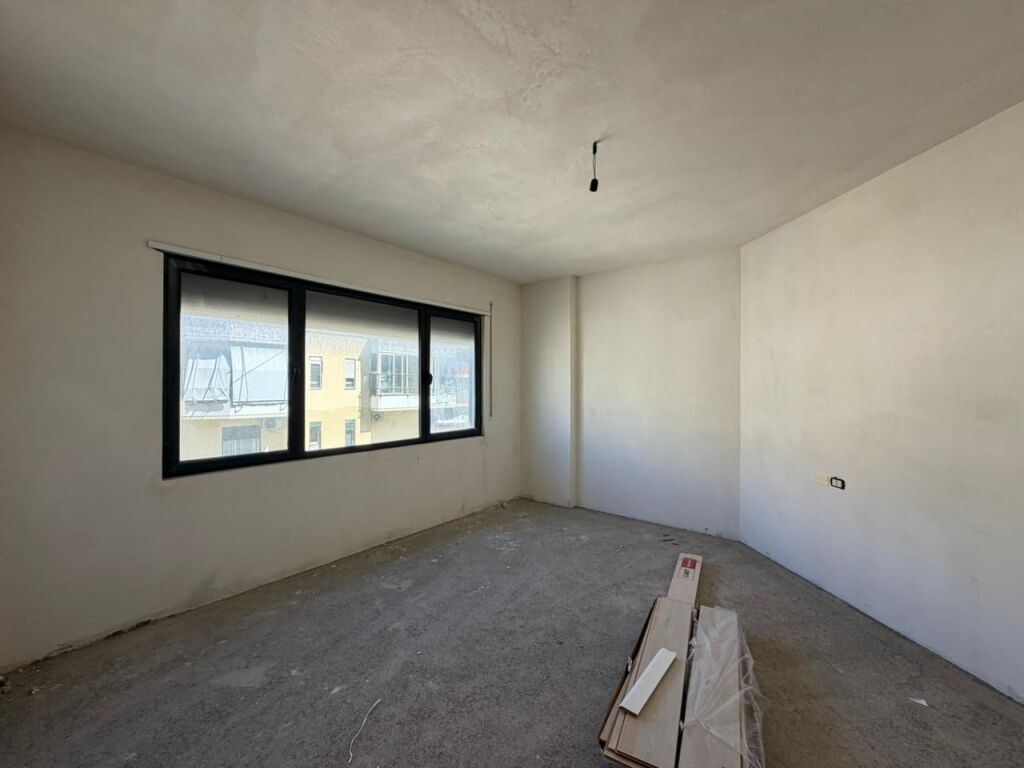 In vendita: Appartamento 1+1 mai abitato prima - Max Optika, Vlore